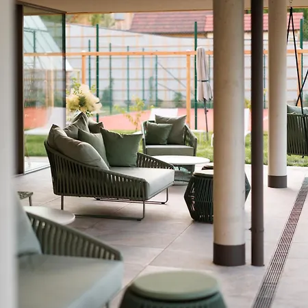 Weinlandhof 호텔 4*