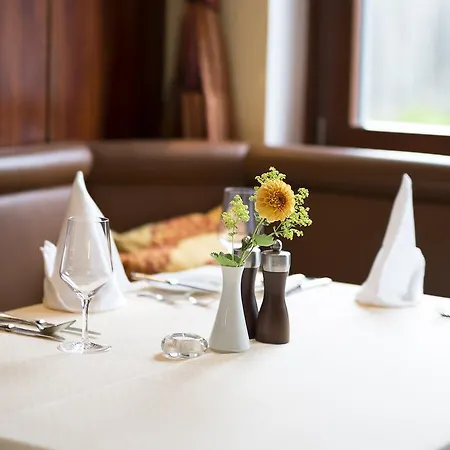 Weinlandhof 호텔 4*