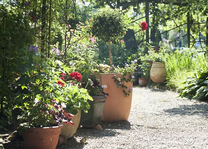 فندق Weinlandhof 4*