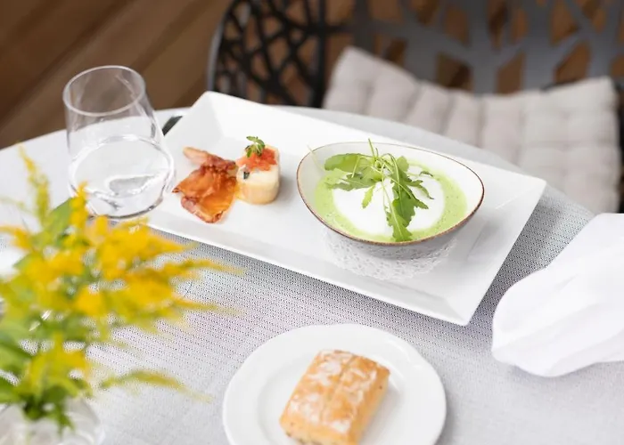 فندق Weinlandhof 4*