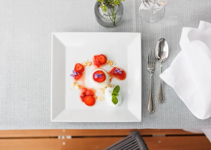 فندق Weinlandhof 4*