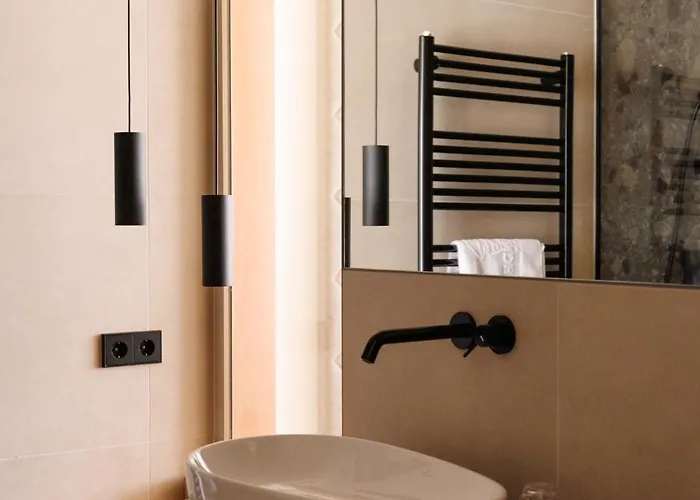 فندق Weinlandhof 4*